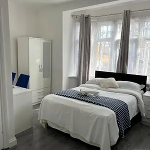 https://starlet-property.brighton-hotels-england.com